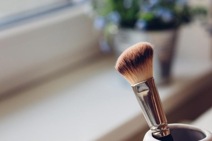 Barrier-Friendly Makeup: Choosing Products That Don’t Undo Your Skincare Routine