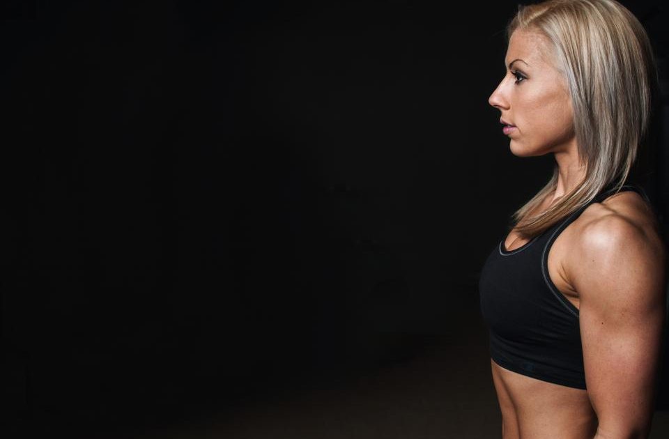 Core Bracing 101: The Neutral-Spine Skill Behind Every Safe Lift