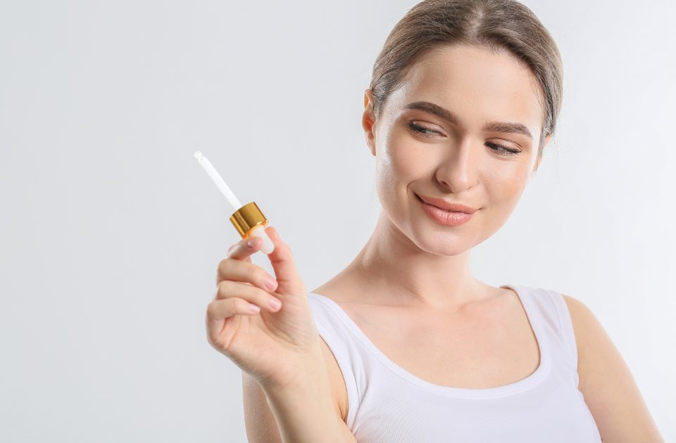Salicylic Acid vs Benzoyl Peroxide: Choosing the Right Acne Treatment