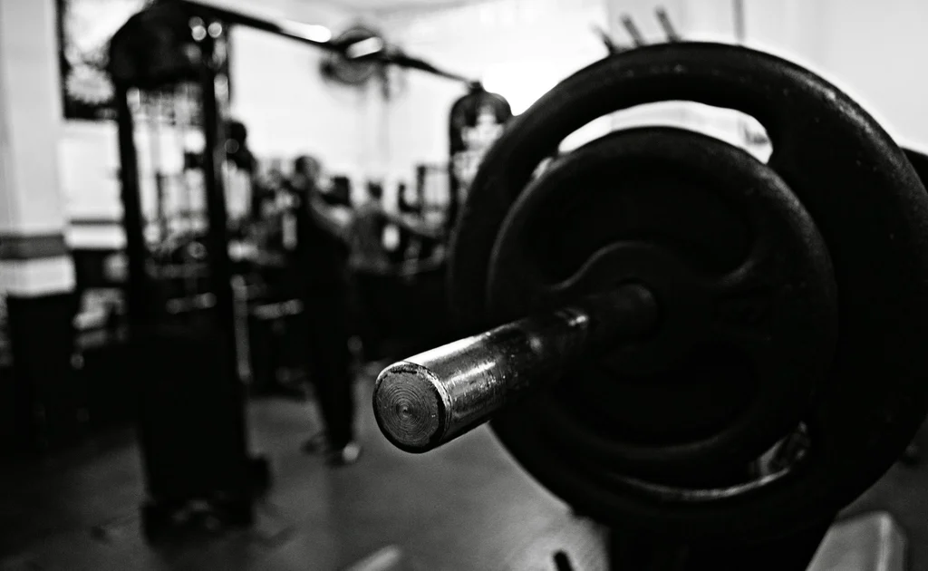 Cable Machine Training: Why Constant Tension Builds Muscle Differently Than Free Weights