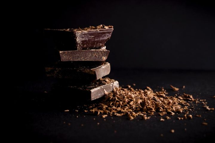 Does Diet Really Cause Acne? What the Evidence Says About Dairy, Sugar, and Chocolate