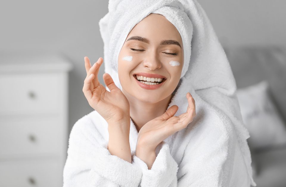 Panthenol (Vitamin B5) in Skincare: The Soothing Ingredient Explained