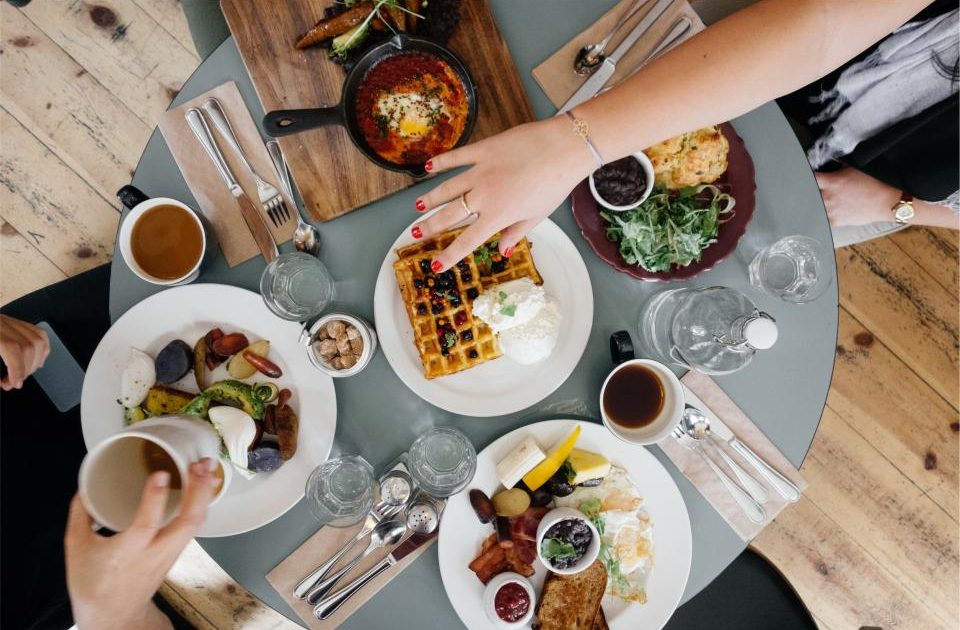 Protein at Breakfast: What 30 Grams Before 9 A.M. Changes
