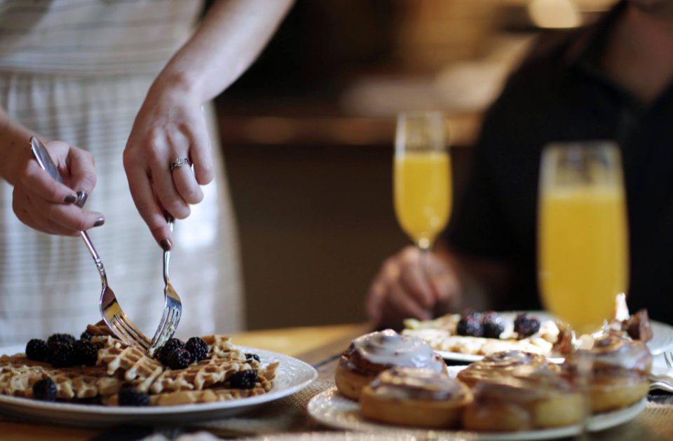 Weekend Calorie Creep: How Five Good Days Get Undone in Two